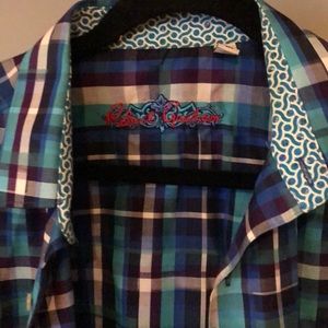 2/$50 Men’s short sleeve Robert Graham shirt med